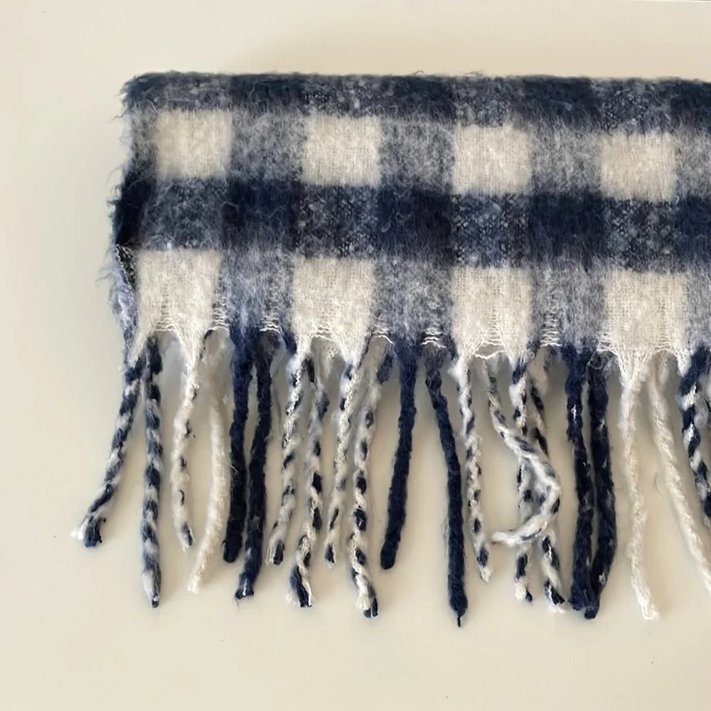aerie furry distressed